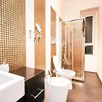 Chic Elegante Rifugio A Due Passi Dalla M4 米兰
