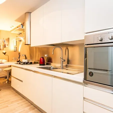 Chic Elegante Rifugio A Due Passi Dalla M4 Apartment Milan