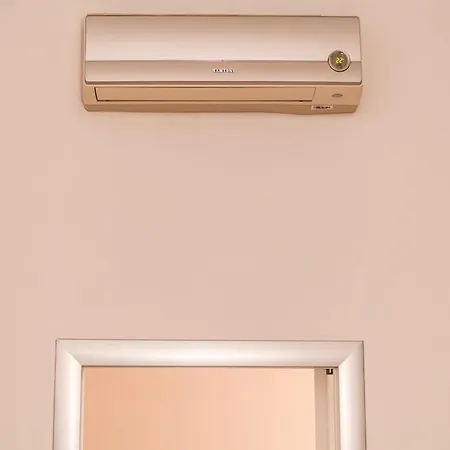 Chic Elegante Rifugio A Due Passi Dalla M4 Apartment Milan